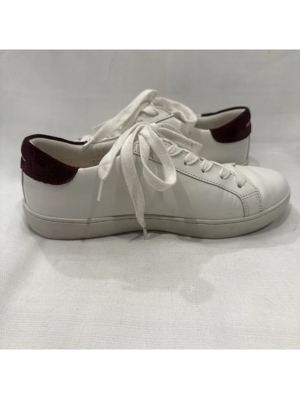 Tory Burch T-Logo Leather Low Top Sneaker Women’s Size 7.5